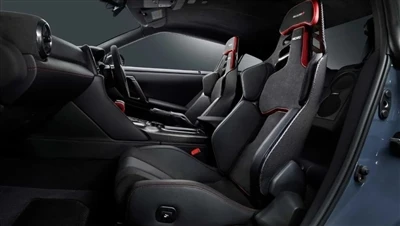 Nissan GT-R bol opäť prepracovaný. Ako dlho sa môže R35 predávať?