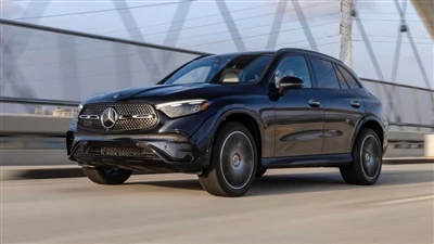 Čo konkuruje Mercedesu GLC300